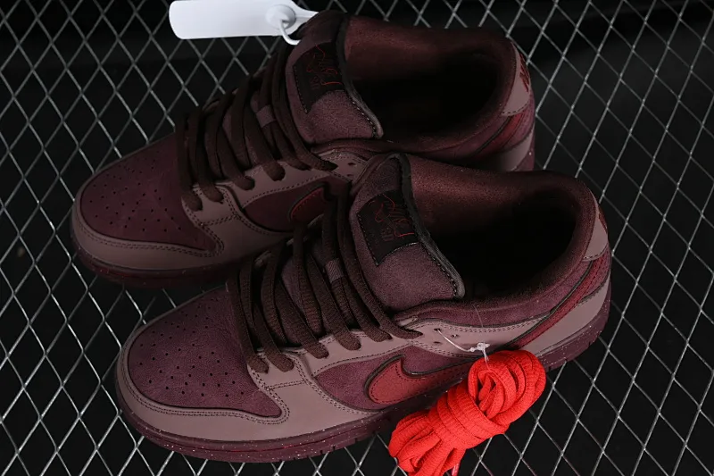 All categories Nk SB Dunk series Nk SB Dunk Low low-top sneakers F version Nk SB Dunk Low Premium "Valentine's Day" Valentine's Day SB low-top casual sneakers FN0619-600